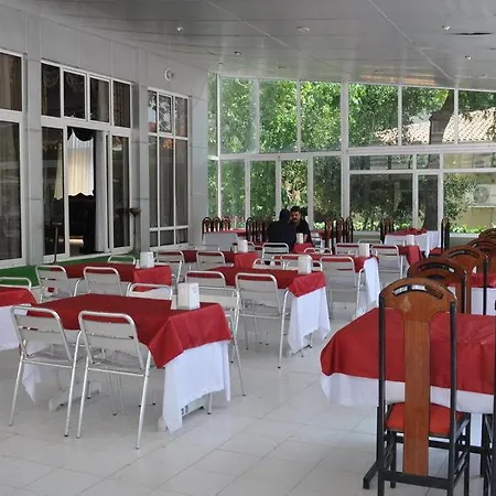 Hillpark Szálloda *